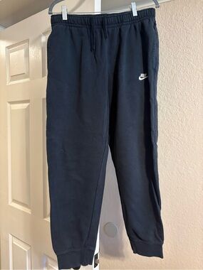 Nike Black Fleece Jogger Pants
